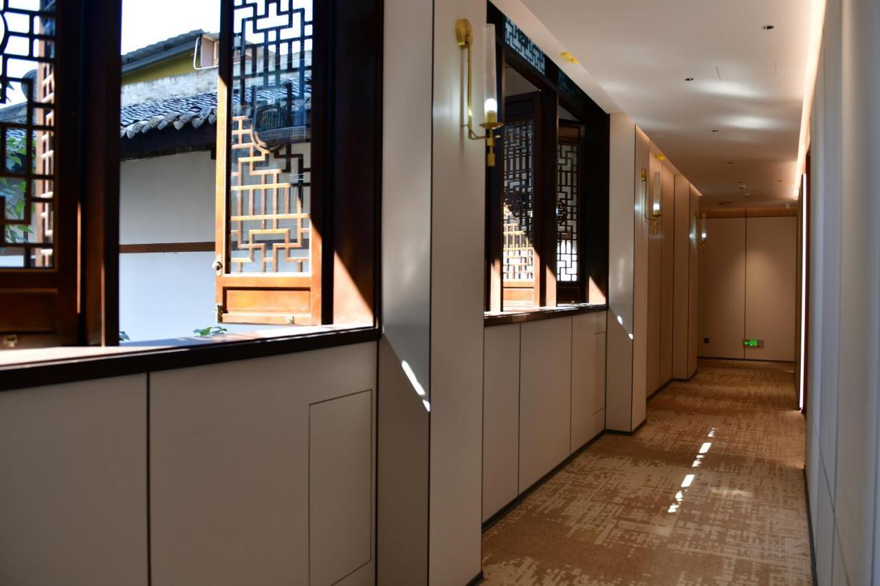 Xishu Garden Inn - Travel Agency Service - Car Rent Service - English Speaking Chengdu Exterior foto